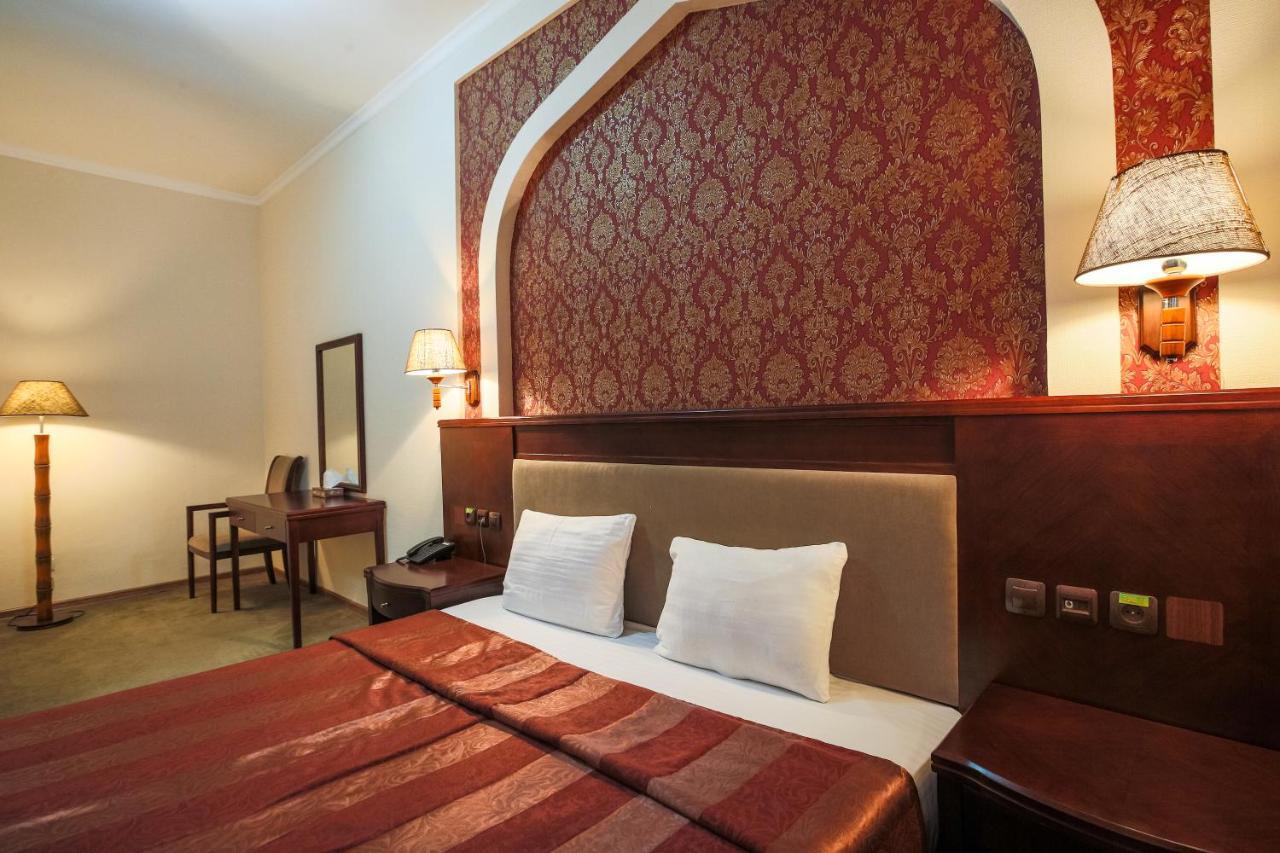 Avicenna Hotel Buchara Zewnętrze zdjęcie